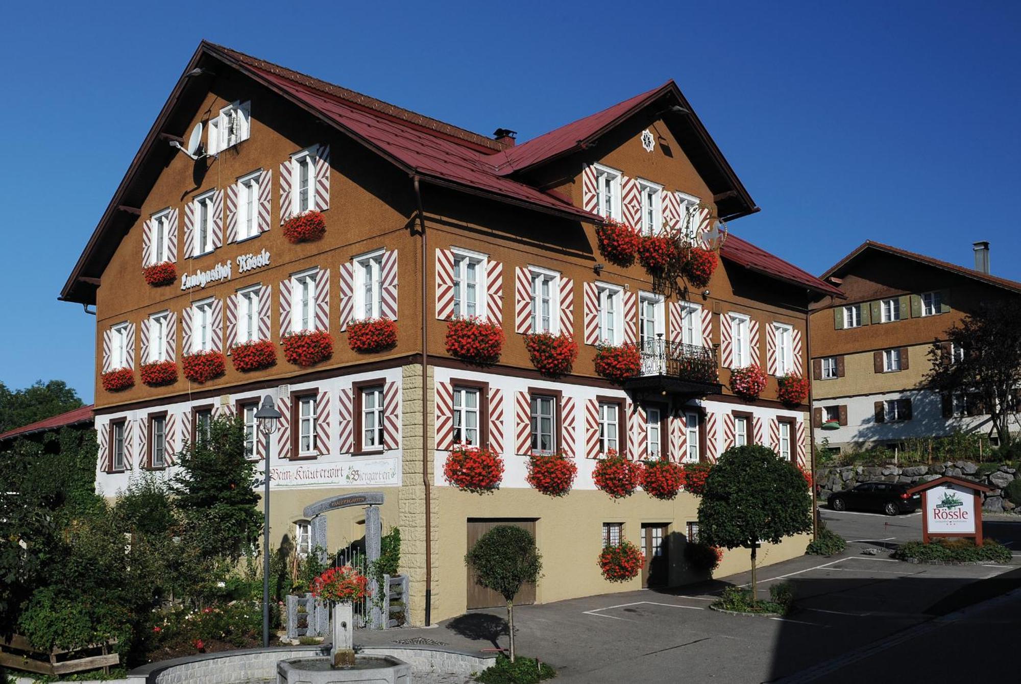 Landgasthof Roessle - Beim Kraeuterwirt Оберштауфен Экстерьер фото